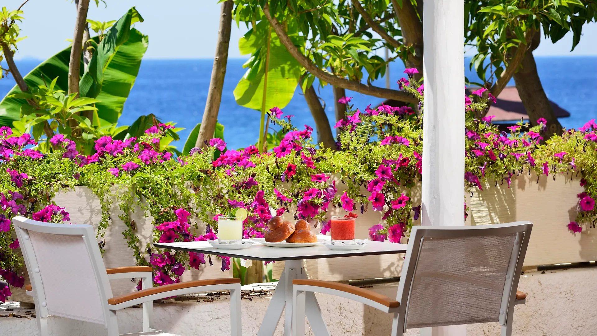 Una Hotels Naxos Beach Sicilia Giardini Naxos 4*,