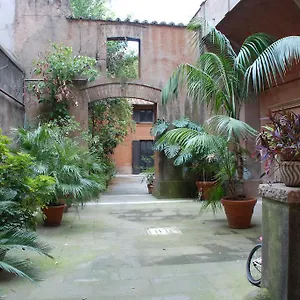 Palazzo Velli Italien